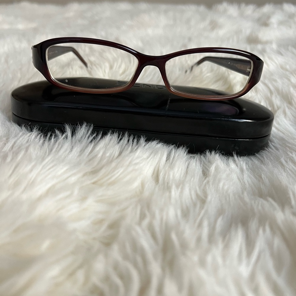 Fendi plastic stone frame, elegant!